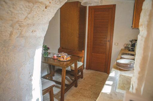 Trullo Grace -Trulli Anti' Charme & Relax Acomodação com café da manhã Alberobello Exterior foto